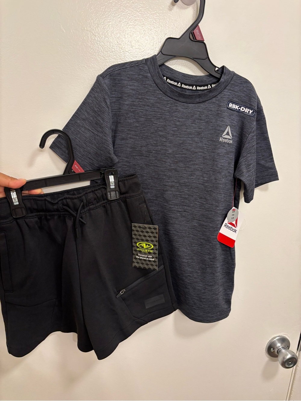 Reebok Ebony Heather Short Sleeve Tee - Dark Gray
